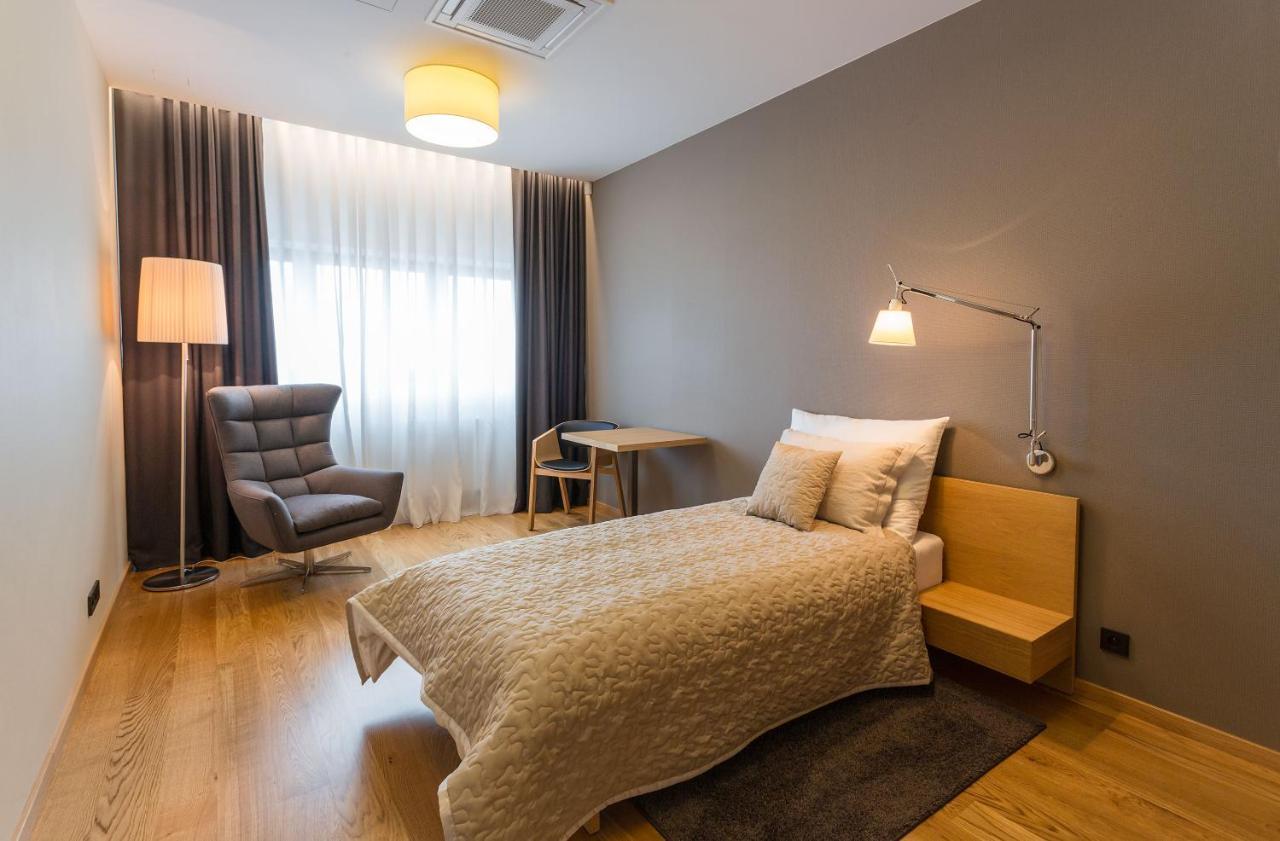 Bed and Breakfast Vinarstvi Obelisk Valtice Exterior foto